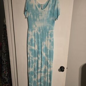 Blue Tie-Dye Maxi Dress